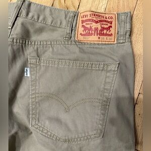 Levi’s 511 khaki pants men’s